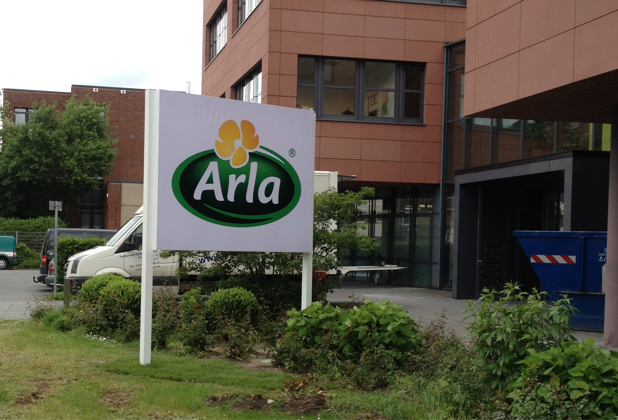 Arla Pylon