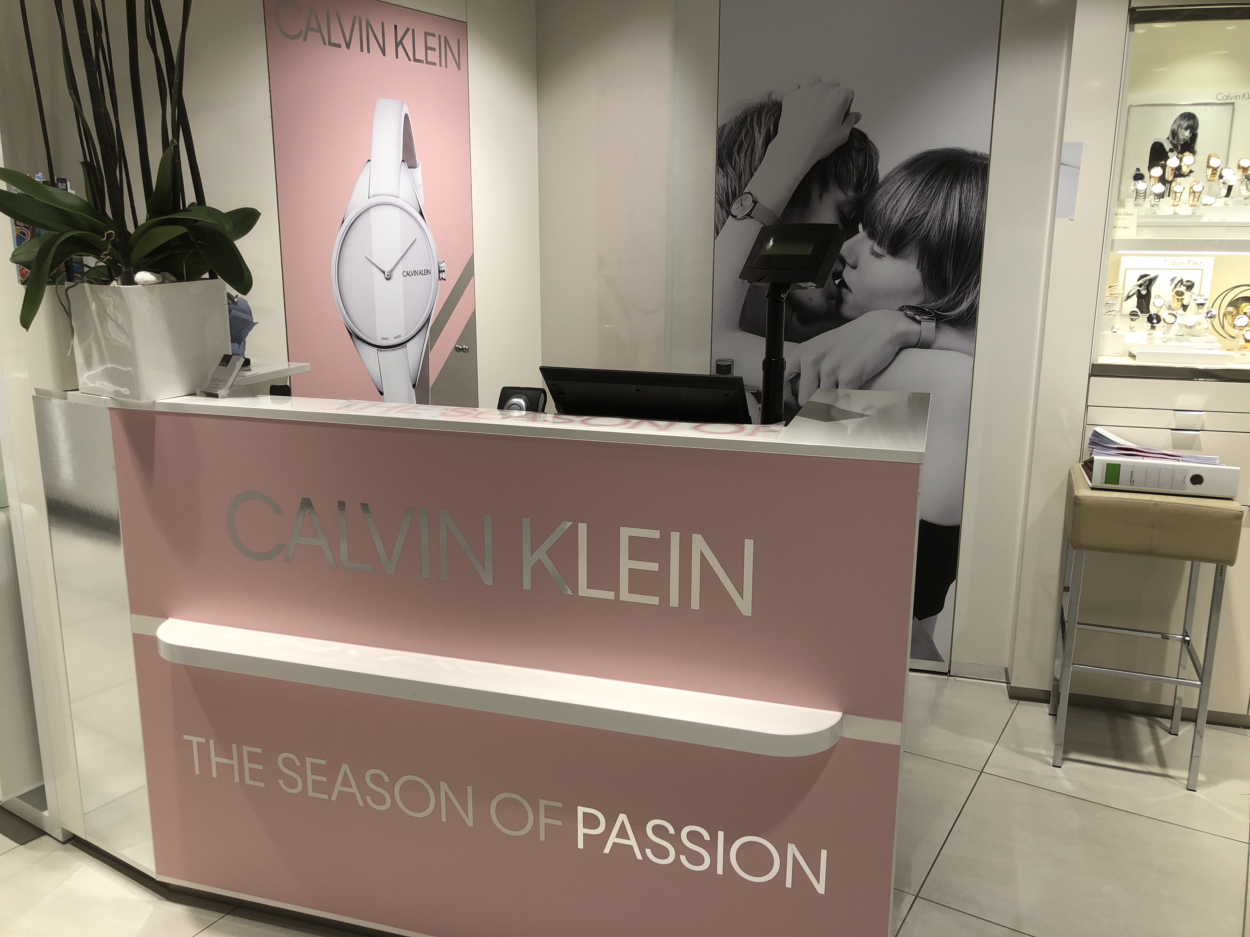 Calvin Klein Counter