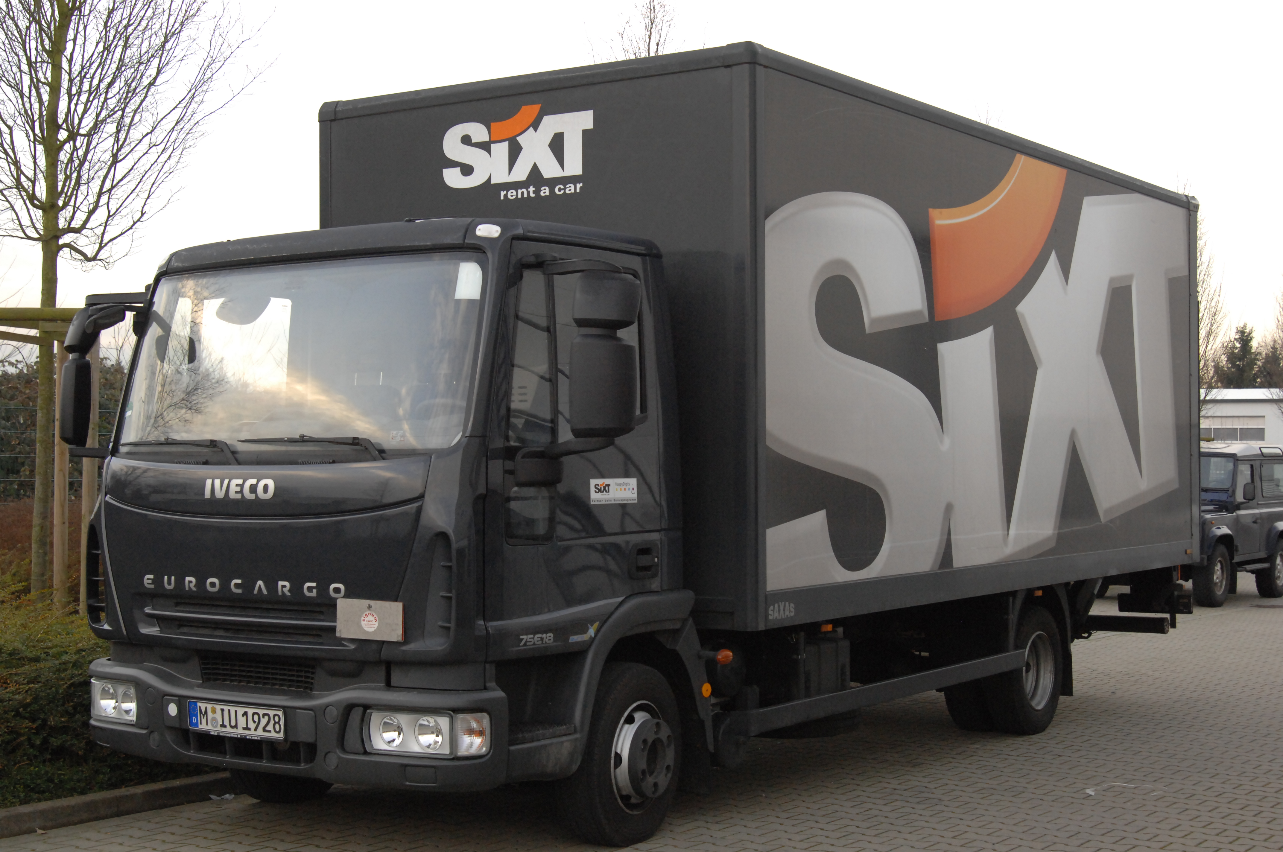 SIXT LKW schwarz